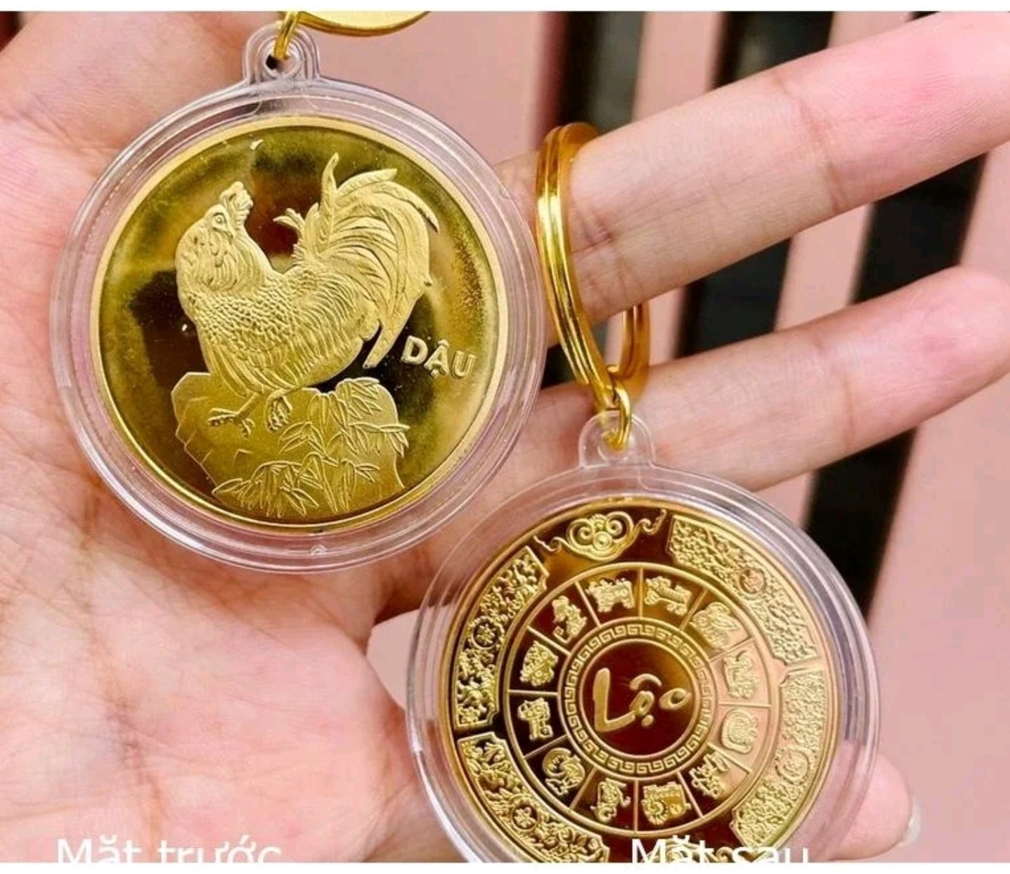 Móc khóa phong thủy xu 12 con giáp độc đáo, ý nghĩa