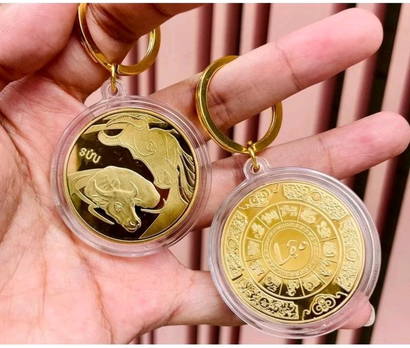 Móc khóa phong thủy xu 12 con giáp độc đáo, ý nghĩa