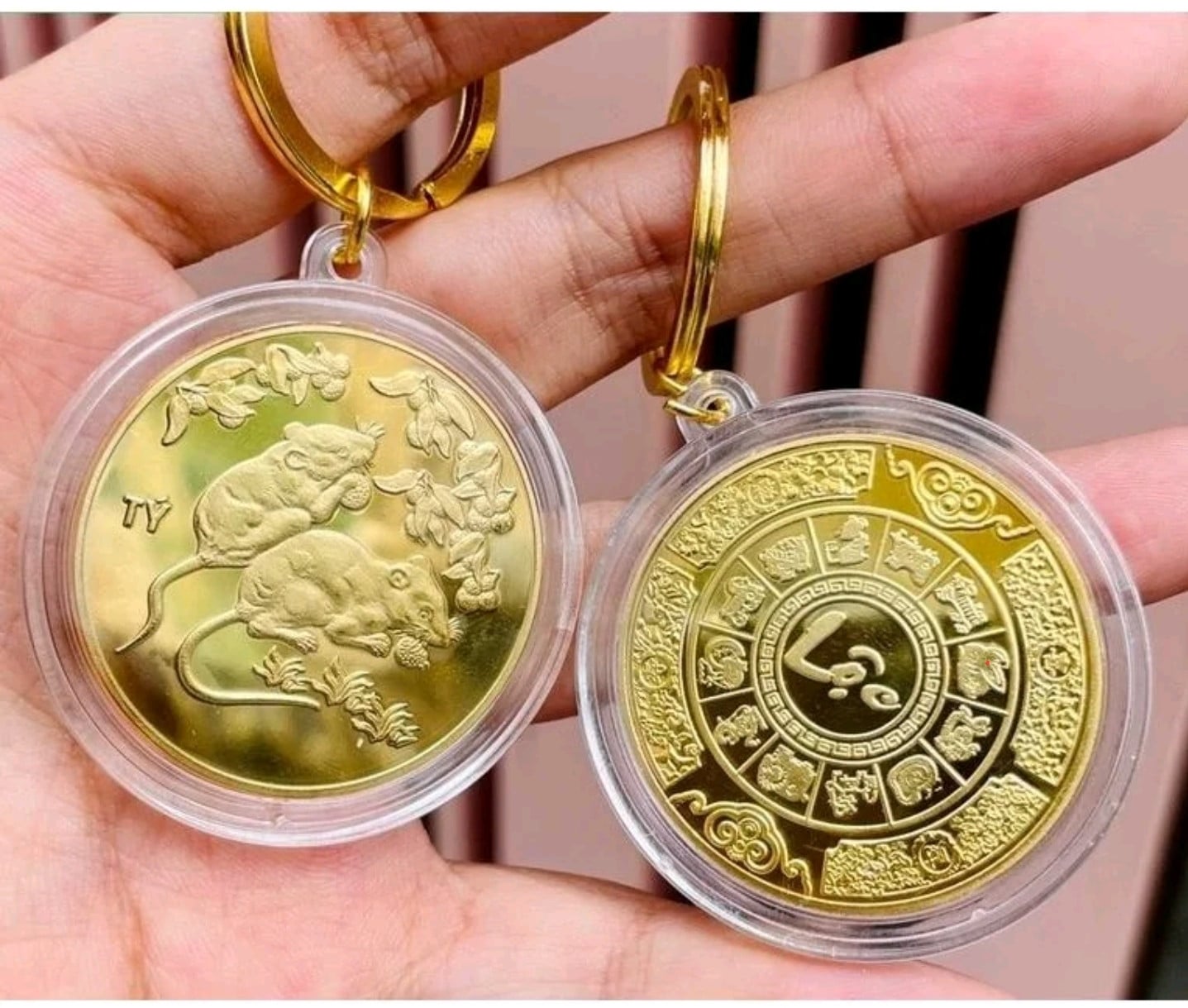 Móc khóa phong thủy xu 12 con giáp độc đáo, ý nghĩa