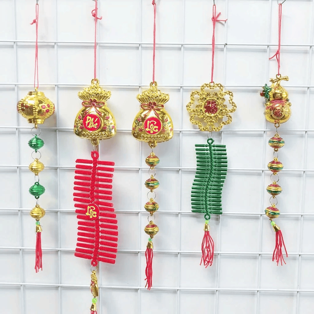 20 Dây Treo Tài Lộc Size To Vilahome, Liễn Khánh Trang Trí Nhà Cửa, Chất Vải Nhung Đỏ Tết 2026