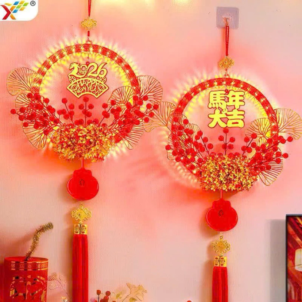 [KHÔNG KÈM PIN ] Mặt dây chuyền đèn LED Tết Nguyên Đán 2026. Vòng hoa phát sáng trang trí đón năm mới