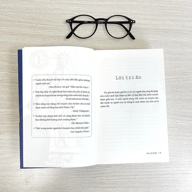 Hai Số Phận (bìa mềm)